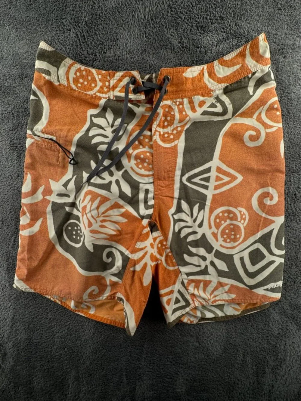 Patagonia Swim Trunk Men Board Shorts Adult Swimming Size 34 Orange Tiki Floral